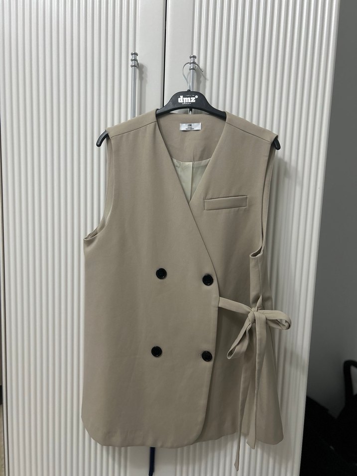 Bej Kuşaklı Midi Kolsuz Kadın Yelek - Görsel 3