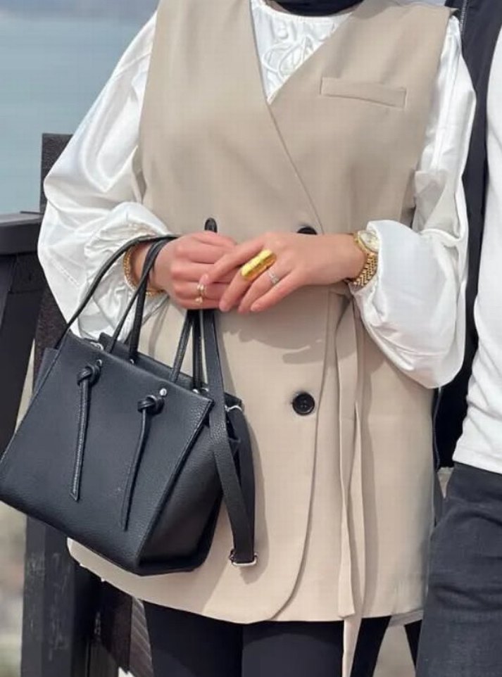 Bej Kuşaklı Midi Kolsuz Kadın Yelek - Görsel 2