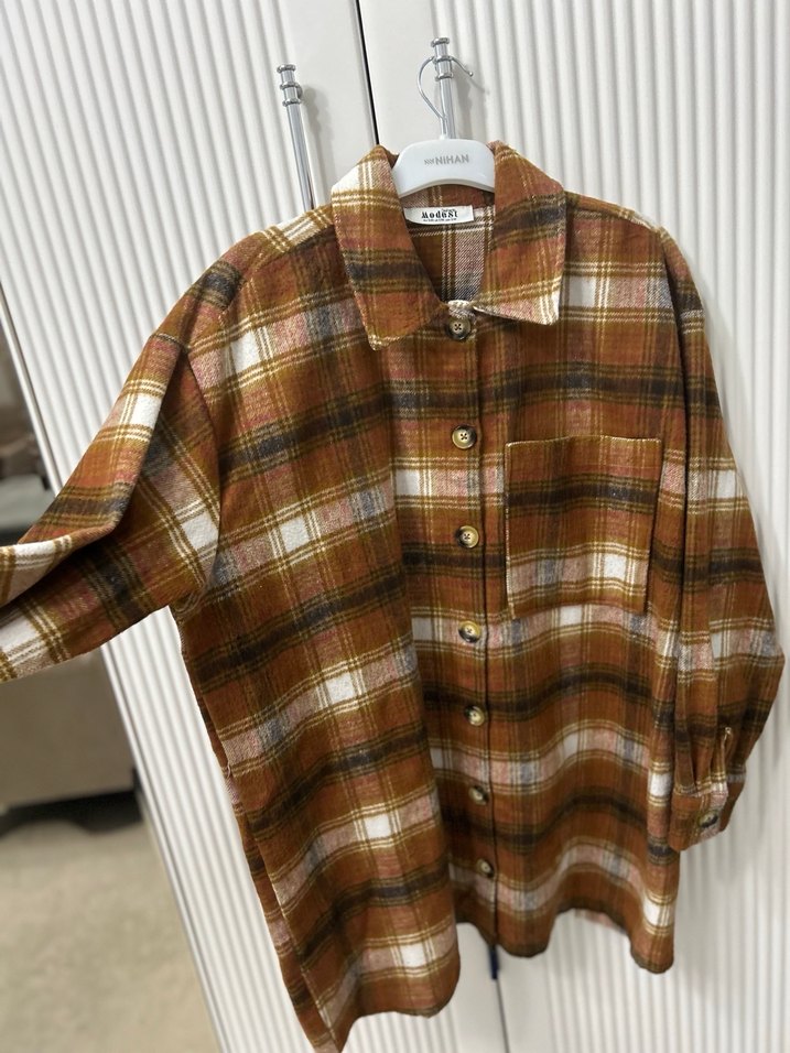 Düğmeli Kahverengi Uzun Kollu Kadın Gömlek - Görsel 5