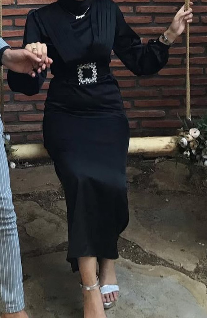 Siyah Uzun Kollu Kemerli Uzun Elbise - Görsel 2