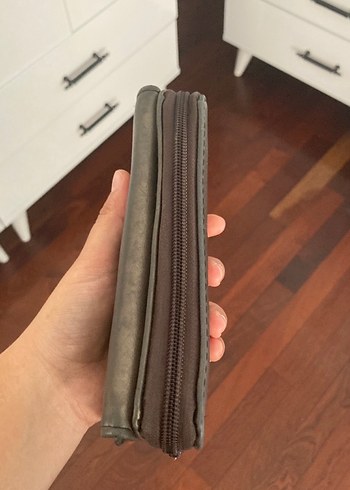 Diğer Deriden Fermuarlı Gri Kadın Cüzdanı