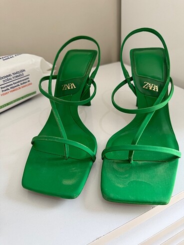 Zara Zara sandalet