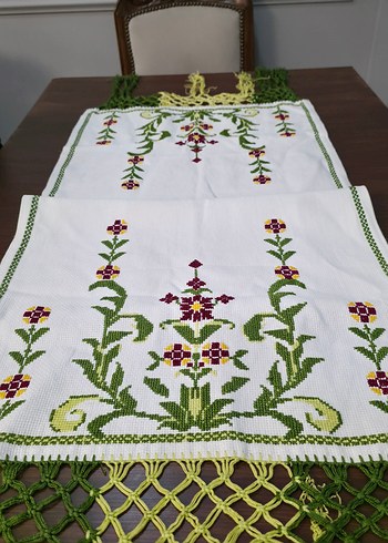 Çiçek Desenli Nakışlı El Yapımı buzdolabı örtüsü