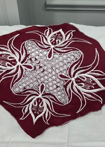 Bordo Nakışlı peçete - Görsel 2