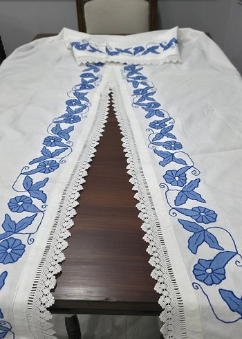 Mavi Nakışlı Dantel Kenarlı kumaş - Görsel 5