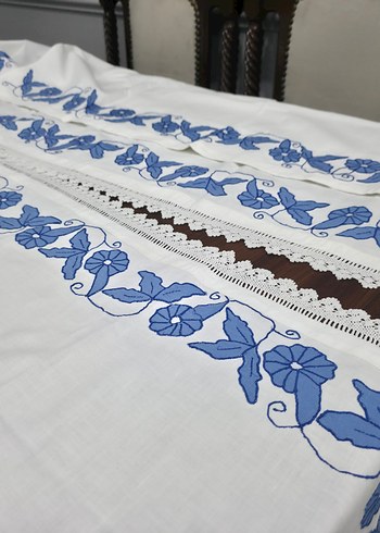 Mavi Nakışlı Dantel Kenarlı kumaş - Görsel 10