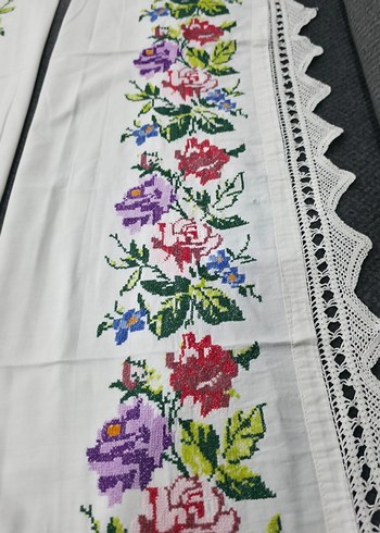 Büyük çiçekli Aydın işi kanaviçe yastık parçaları - Görsel 5