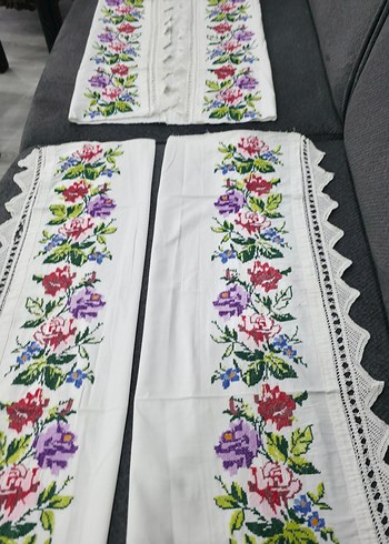 Büyük çiçekli Aydın işi kanaviçe yastık parçaları - Görsel 6