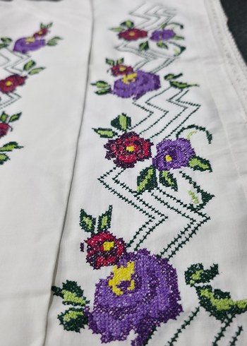 Çiçek Desenli kanaviçe elişi yastık - Görsel 5