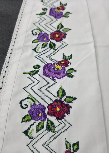 Çiçek Desenli kanaviçe elişi yastık - Görsel 4