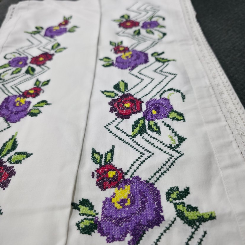 Çiçek Desenli kanaviçe elişi yastık - Görsel 5