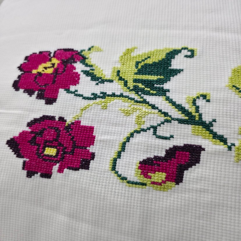 Yeni işlenmiş etamin kırlent - Görsel 2