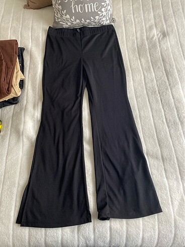 H&M ispanyol paça, yırtmaçlı pantolon-tayt
