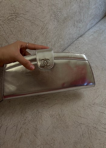 Chanel Gumus Parlak Cuzdan