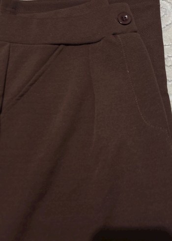 Düğmeli Kahverengi Kadın Kumaş Pantolon - Görsel 3