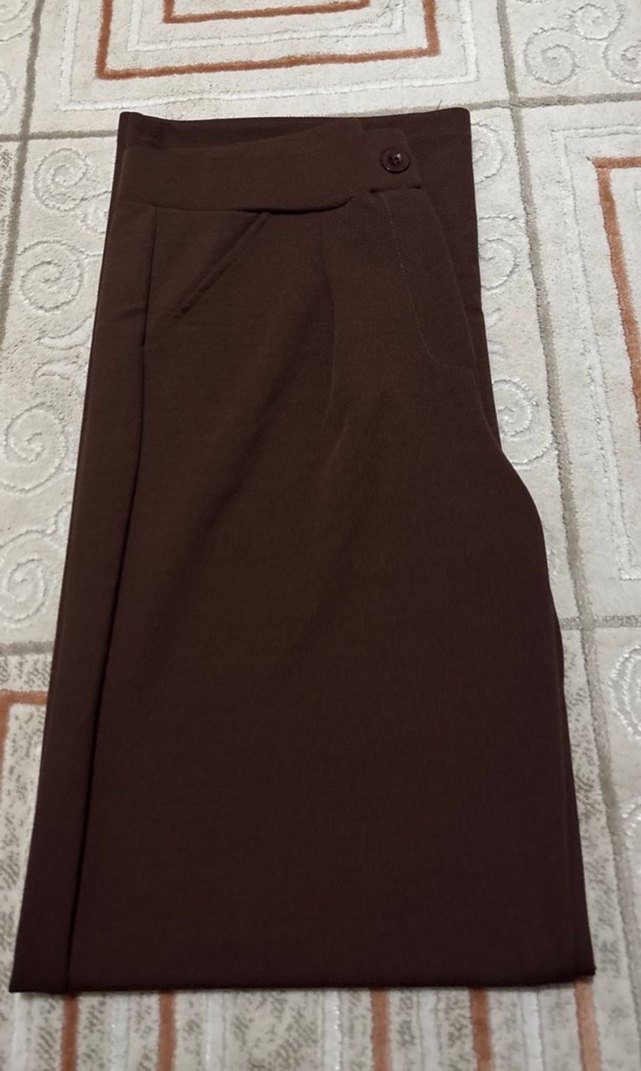 Düğmeli Kahverengi Kadın Kumaş Pantolon - Görsel 2