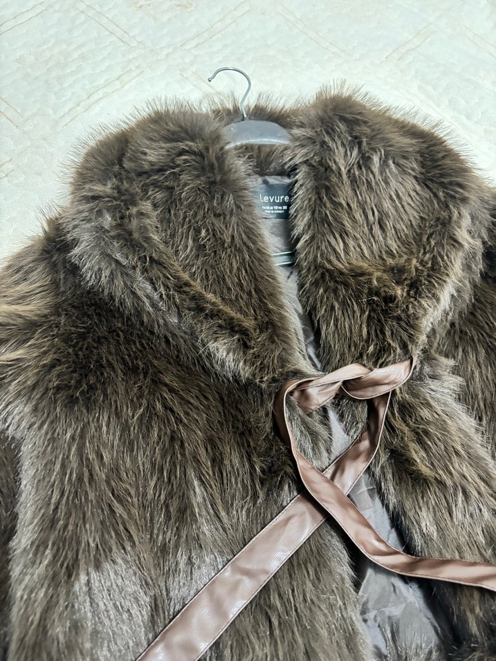 Kahverengi Kürklü Deri Kadın Yelek - Görsel 4