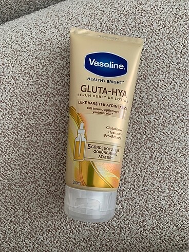 Vaseline Gluta-Hya