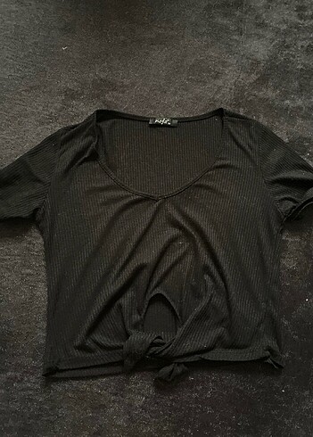 Siyah crop