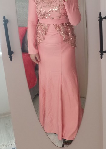 Pembe Uzun Kollu İşlemeli Drapeli Abiye
