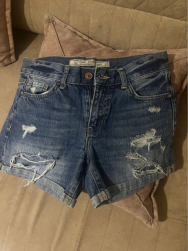 Colin's denim şort
