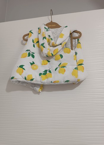 Kız Çocuk Sarı Baskılı Fermuarlı Yelek - Görsel 2