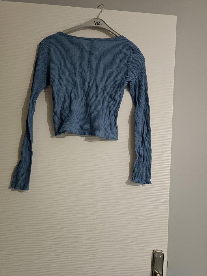 Düğmeli Mavi Uzun Kollu Crop Top - Görsel 3