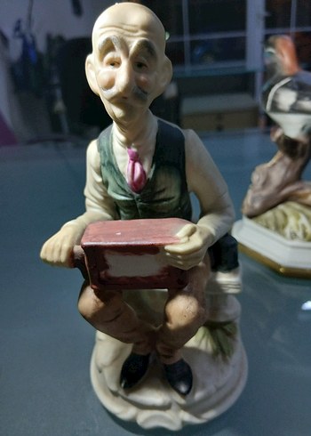 İspanyol damgalı Pastel Tonlarda Beyaz Figürin - Görsel 4