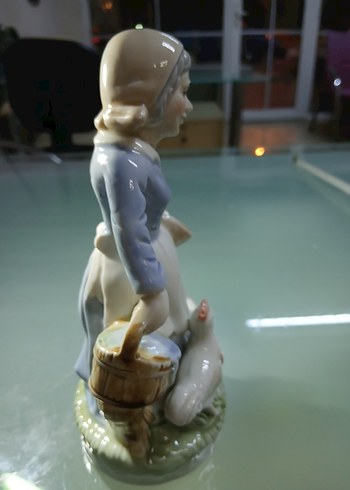 Liadro modeli Fransız damgasız dönem.Pastel Mavi Figürin - Görsel 2