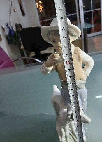 Beyaz Şapkalı Figürin İspanyol damgalı 25cm - Görsel 3