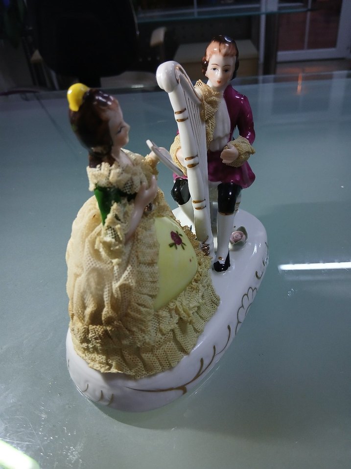 FRANSIZ Porselen Pastel Renkli Çift Figürlü Biblo - Görsel 5