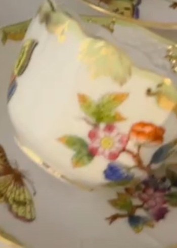 HEREND VİCTORİA Çiçek Desenli İnce Porselen Fincan - Görsel 2