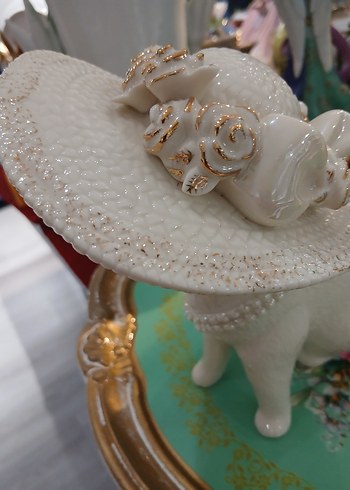 Beyaz Şapkalı Kedi Figürlü biblo damgalı. - Görsel 4