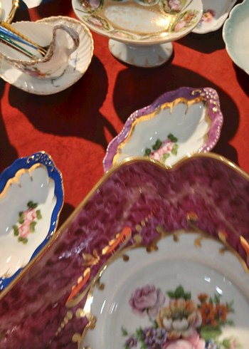 Limoges Pembe Desenli Klasik sunumluk ve 5 adet çerezlik - Görsel 15