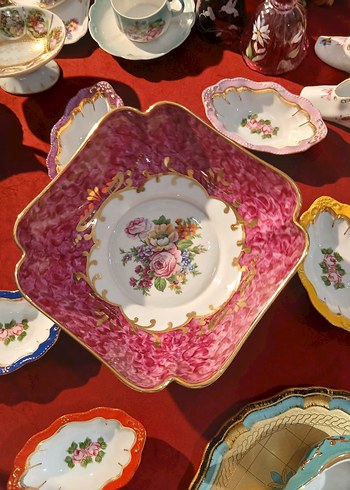 Limoges Pembe Desenli Klasik sunumluk ve 5 adet çerezlik - Görsel 11