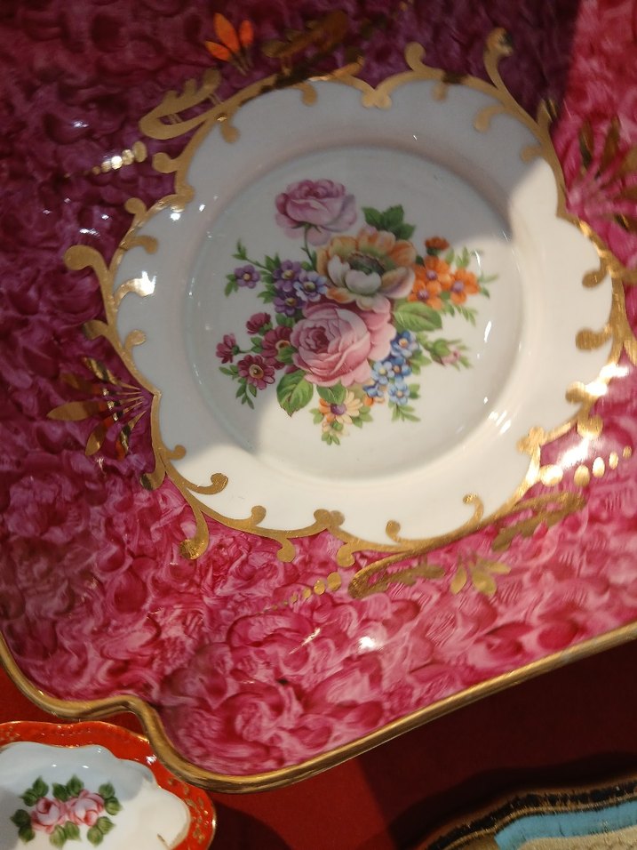 Limoges Pembe Desenli Klasik sunumluk ve 5 adet çerezlik - Görsel 2