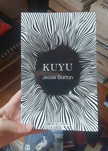 KUYU - Jessie Burton Kitabı