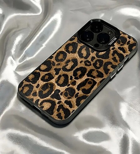 İphone 16 Leopar Kılıf