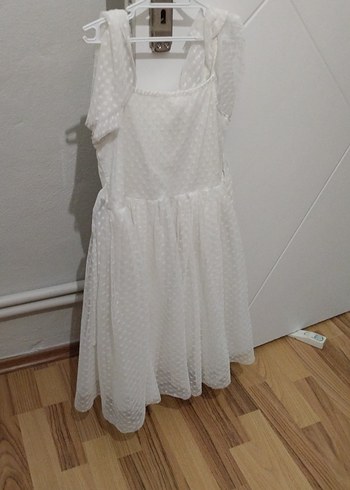 LC Waikiki Kız Çocuk Beyaz Fırfırlı Askılı Elbise