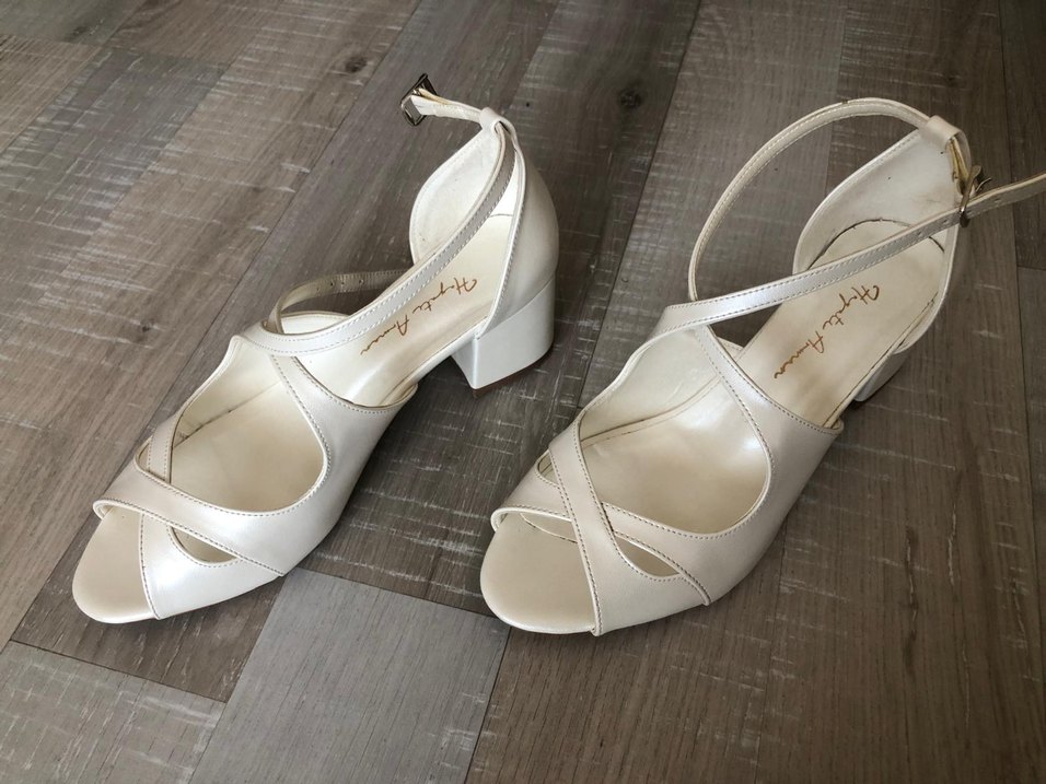 Diger Beyaz Kadın Kalın Topuklu Gelin Ayakkabısı - Görsel 2