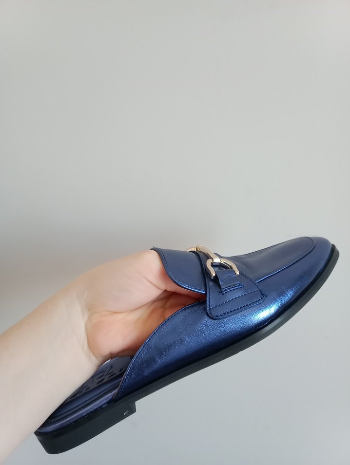 Kadın Mavi Deri Tokalı Terlik - Görsel 4