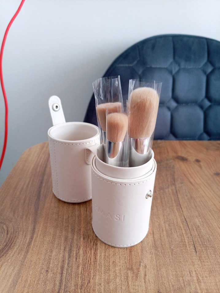 Beyaz MAS Makyaj Fırça Seti ( 5 li ) - Görsel 2