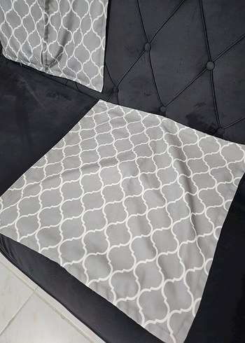 Gri Baskılı Yastık Kılıfı