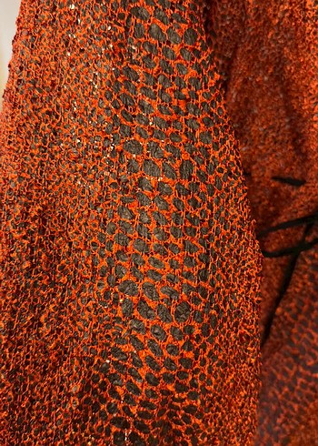 Kırmızı Yılan Desenli Uzun Triko Elbise - Görsel 4