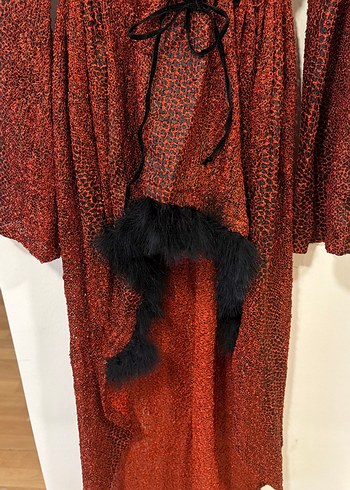 Kırmızı Yılan Desenli Uzun Triko Elbise - Görsel 2