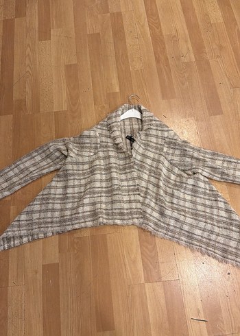 Düğmeli Bej Kadın Ceket - Görsel 2