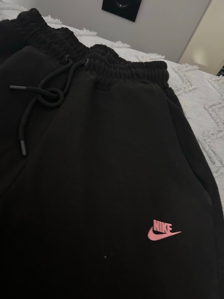 Central Cee Syna Nike Collap Eşofman - Görsel 3