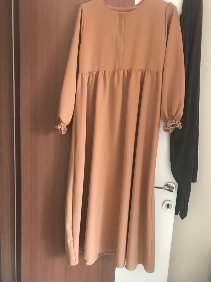 Bej Uzun Robalı Elbise - Görsel 2