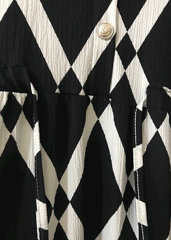 Uzun Siyah Beyaz Desenli Kadın Elbise - Görsel 4