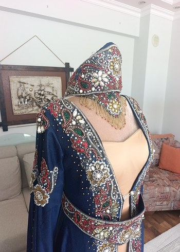 Nakışlı Lacivert Uzun Henna Elbise - Görsel 3